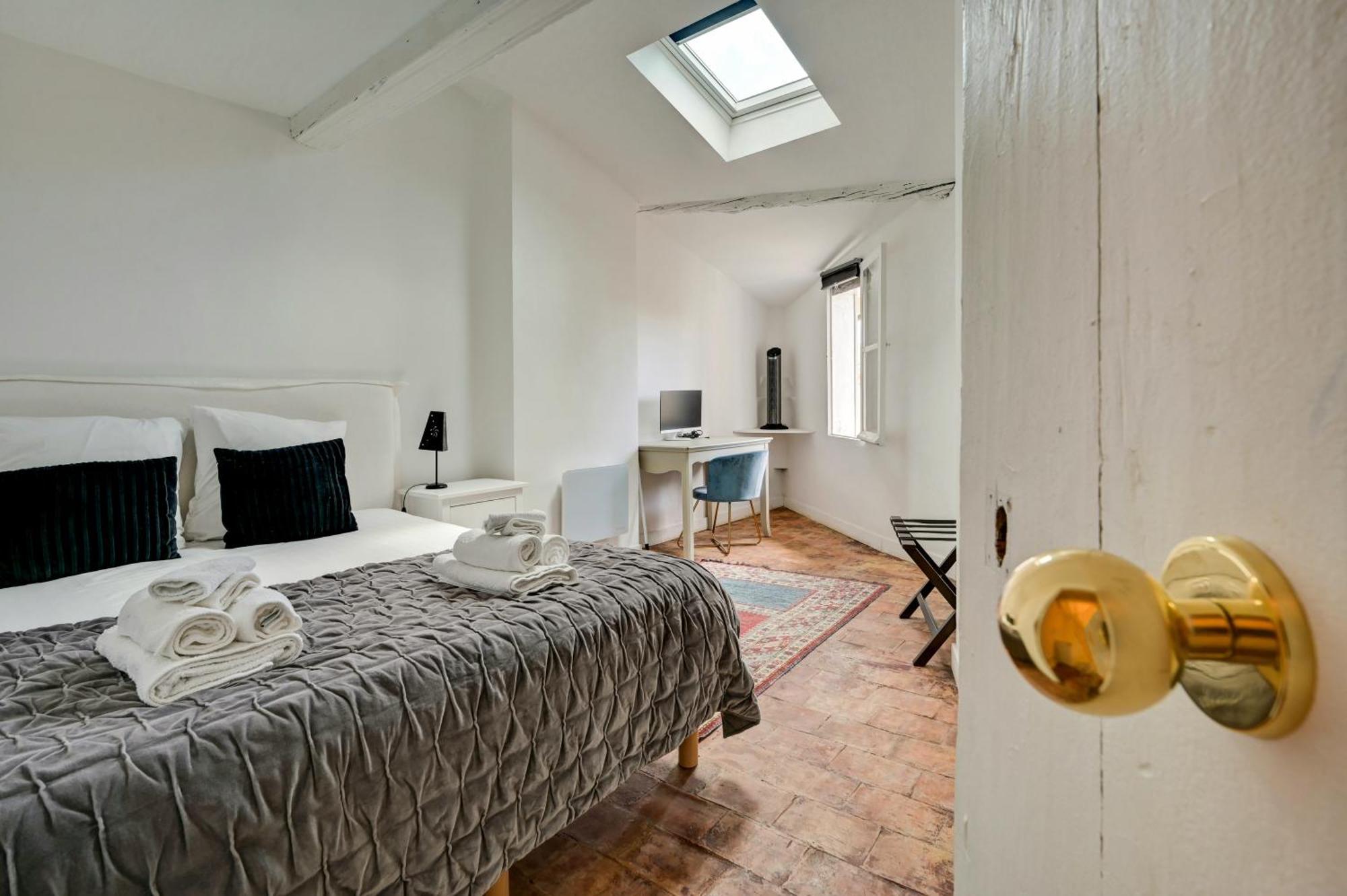 Les Suites De Montigny Aix-en-Provence Værelse billede